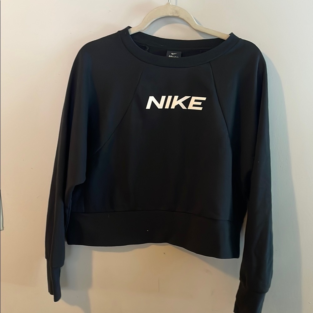 Nike Black Cropped Long Sleeve Hoodie